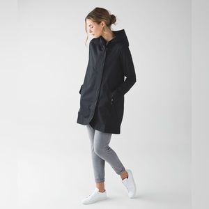 Lululemon black best sale rain jacket